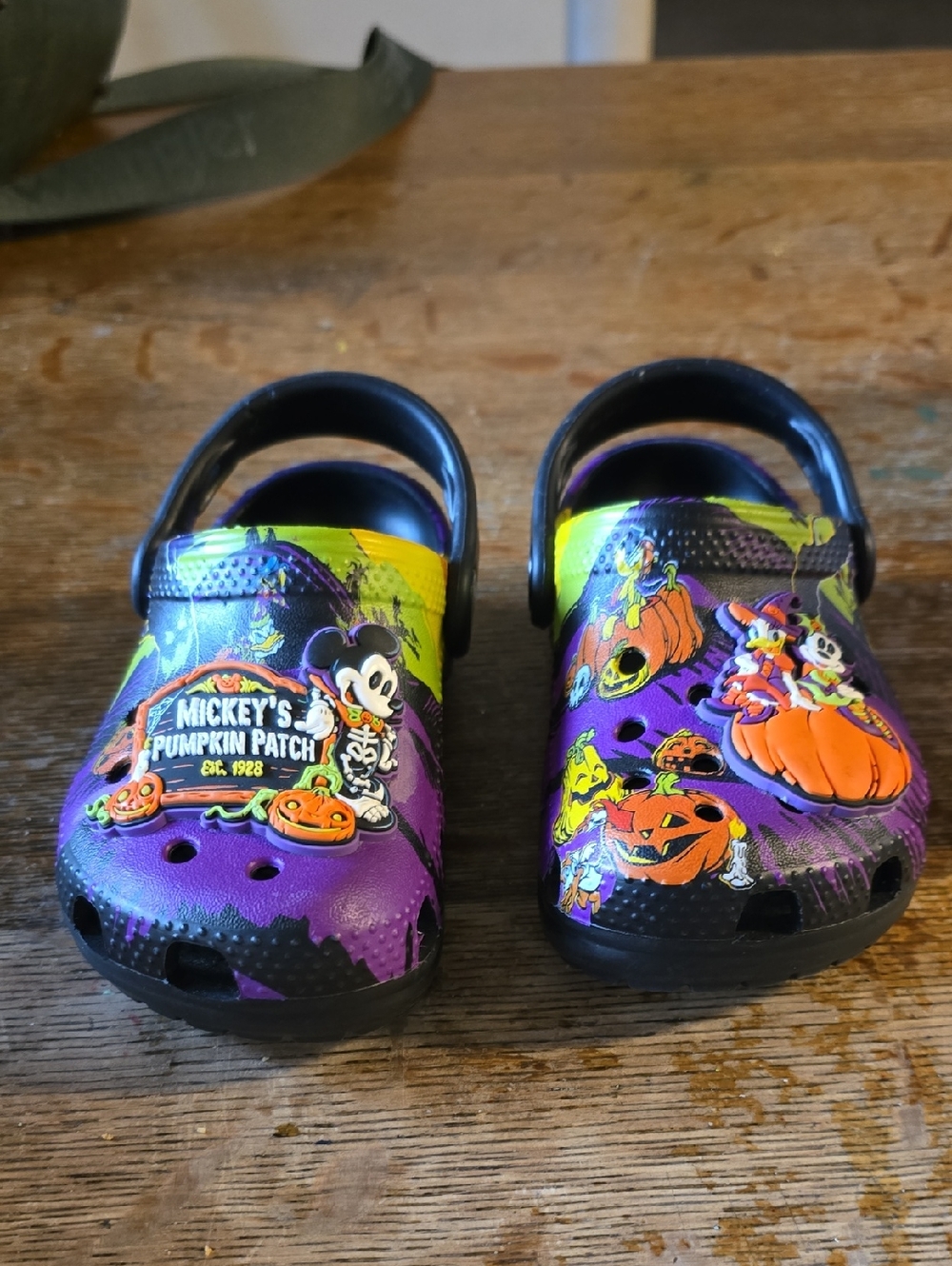 Kid' Crocs Disney